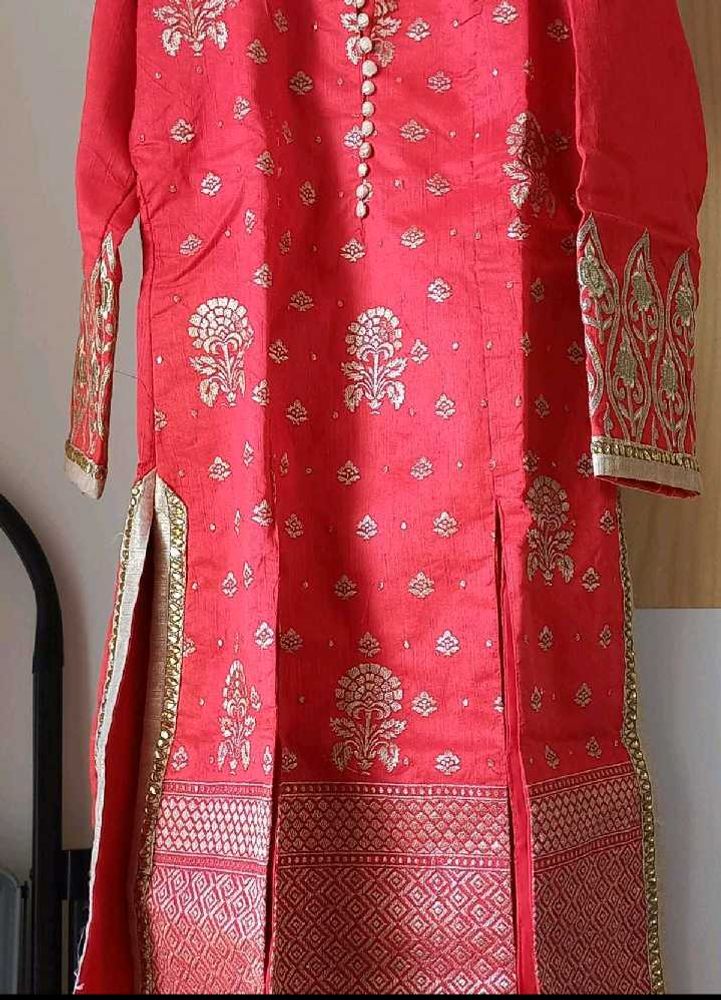 Beautiful Red Embroidered Kurta