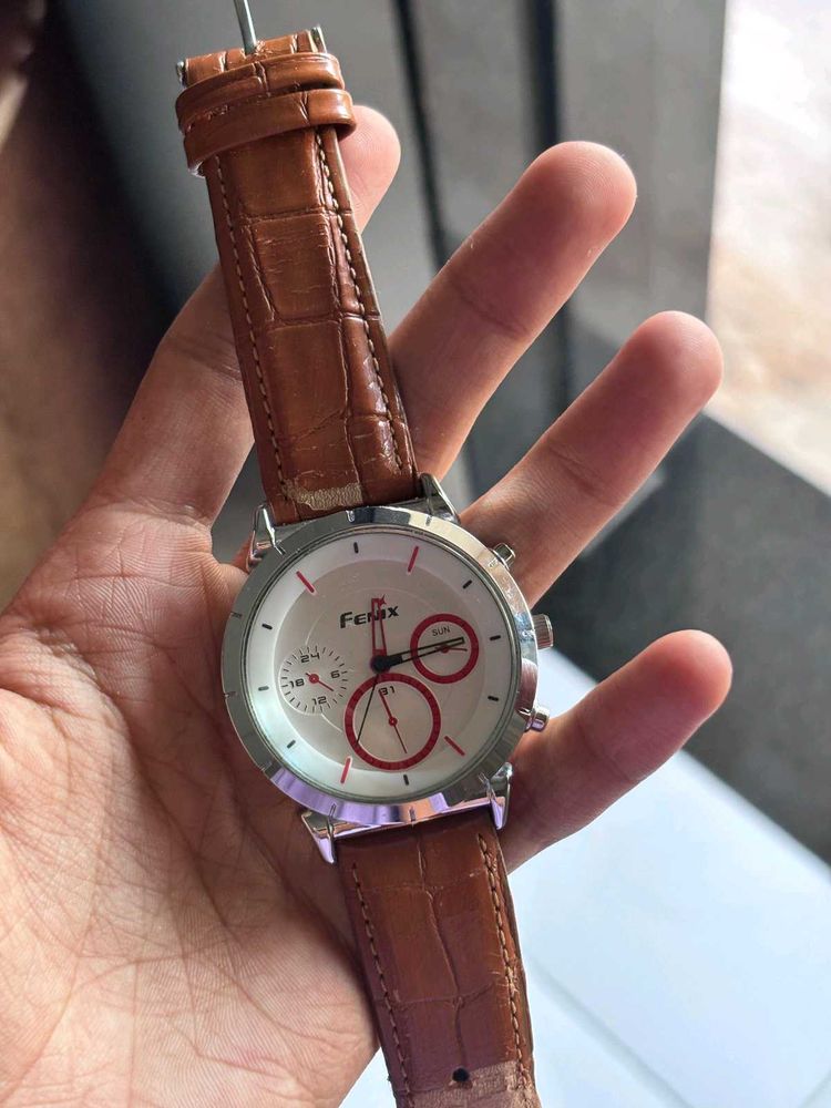 FENIX Stylish Men's Analog Watch with Leather Stra