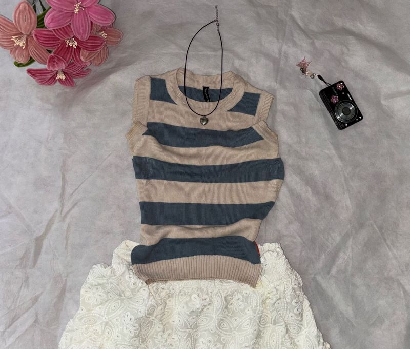 Striped Sleeveless Knit Top 🩵