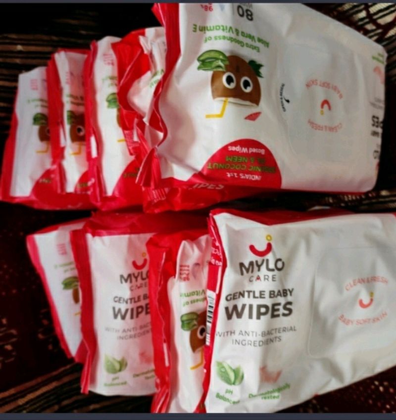 "Mylo Baby Gentle Wipes - Pack of 10 | 80 Wipes Each | Organic Coconut Oil, Neem, Aloe Vera, Vitamin E | 98% Pure Water"