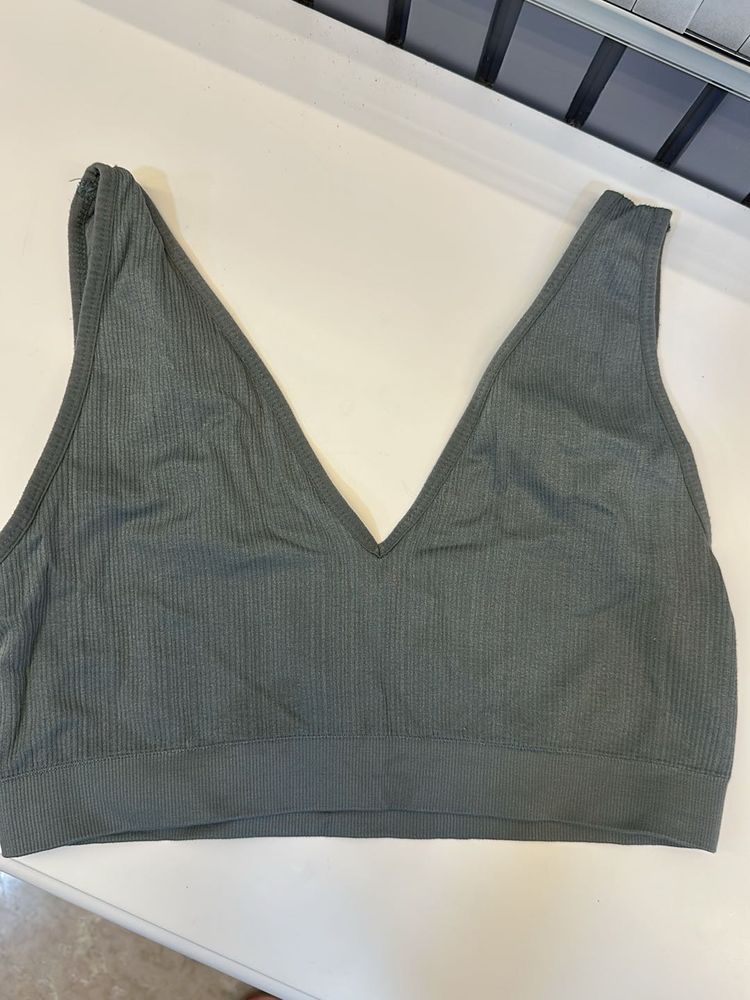 Ribbed V-Neck Bralette Top, L size