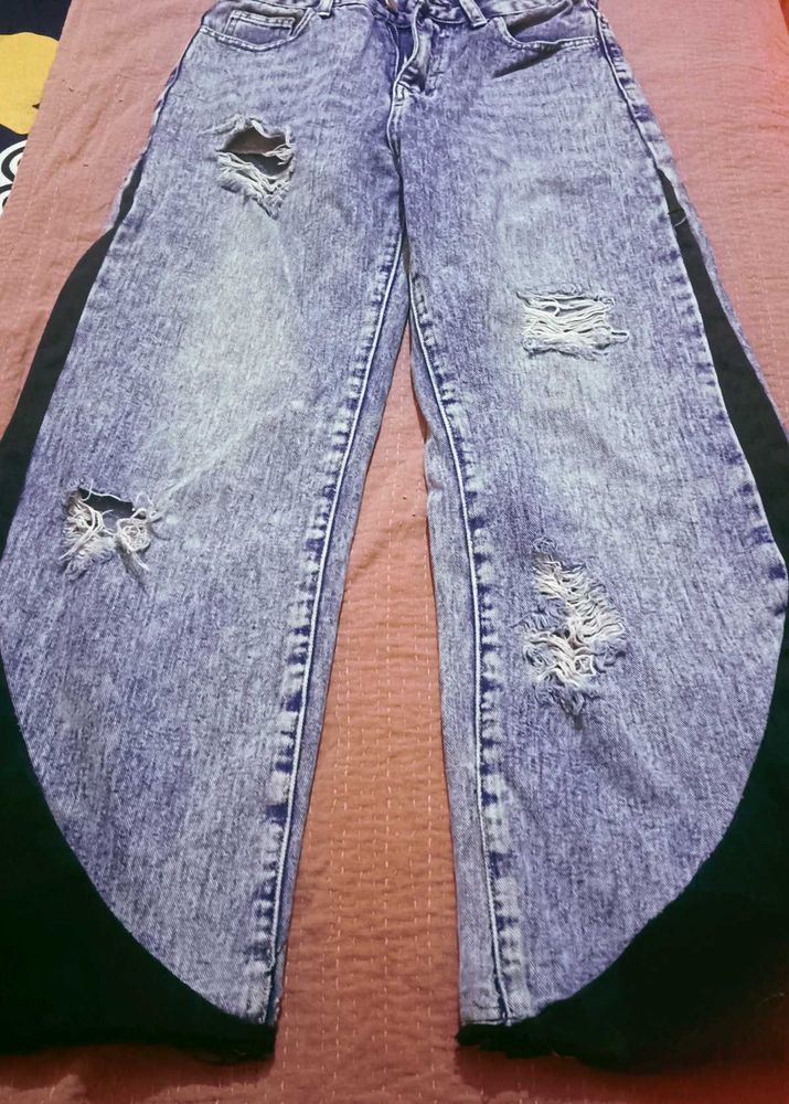 Ripped Wide Leg Jeans with Black Panels