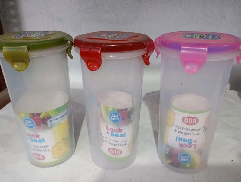 3 Pieces Lock &amp; Seal Food Containers