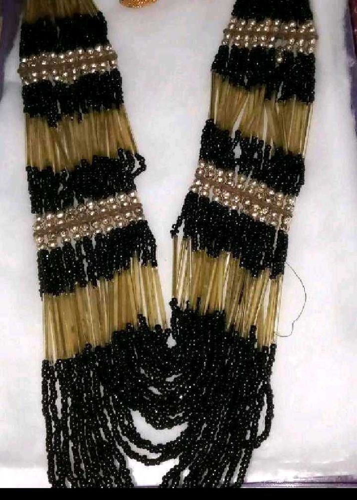 Elegant Black Beaded Necklace Set