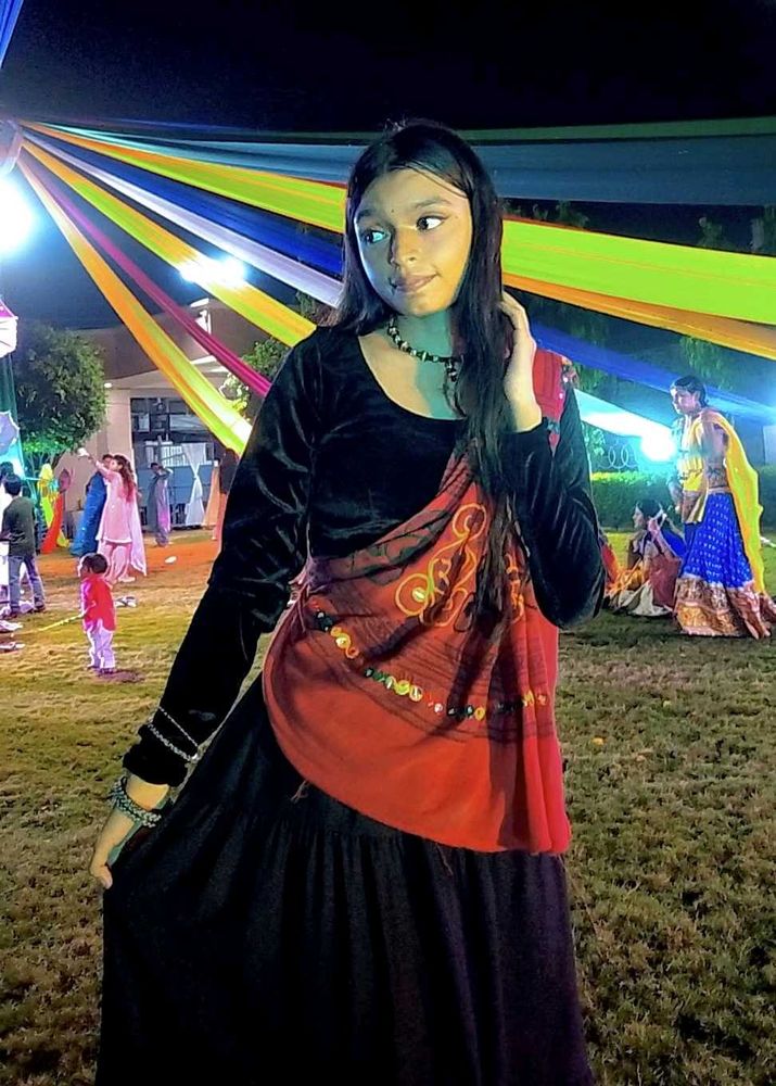 Elegant Black &amp; Red Lehenga Choli Set