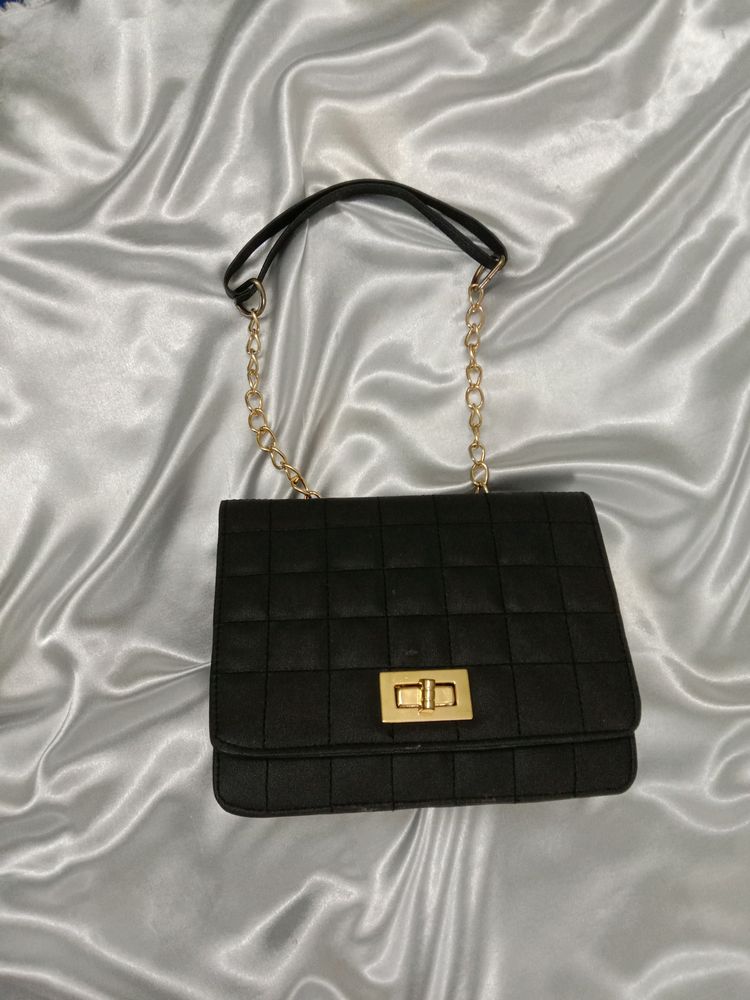 Flap Bag.