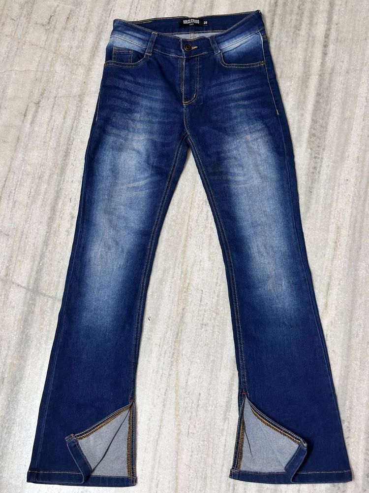 DOLCE CRUDO Bootcut Midrise Clean look Jeans
