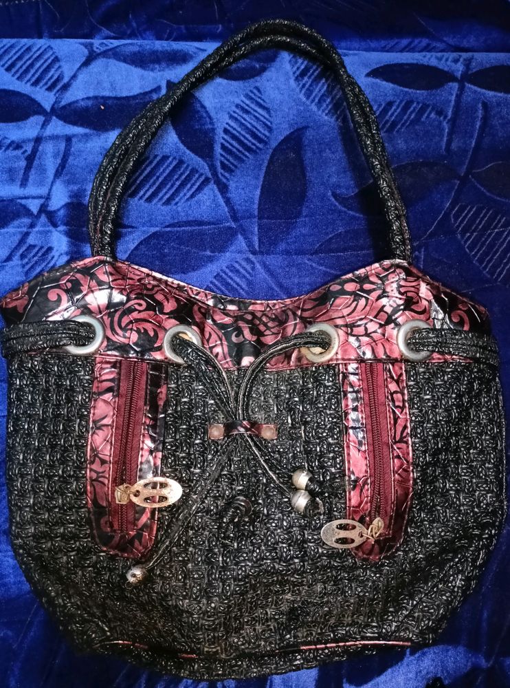 Unique Black &amp; Burgundy Purse