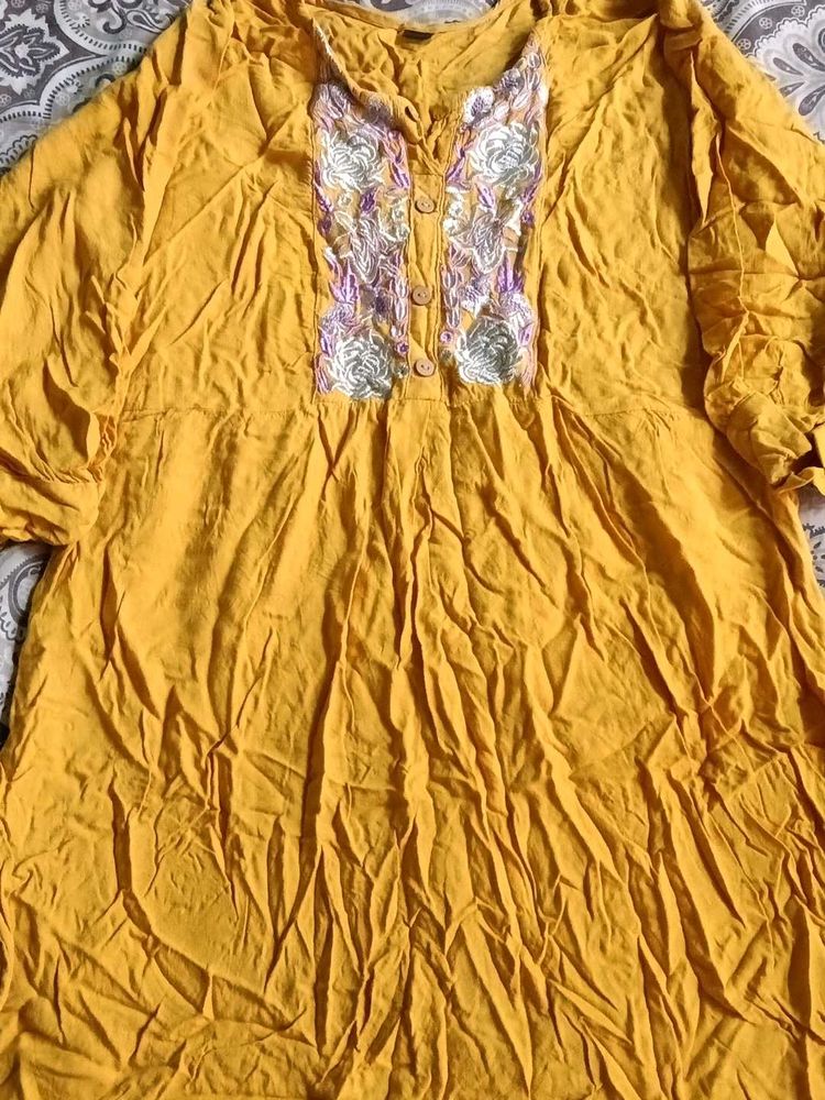 Embroidered Yellow Kurta