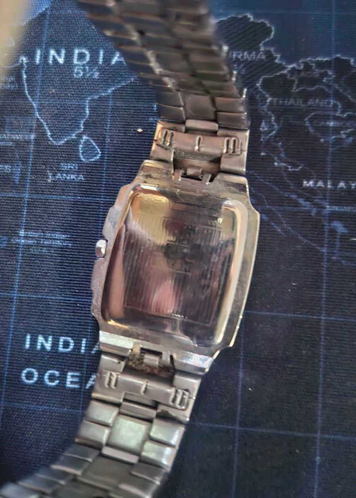 Vintage Metal Band Watch