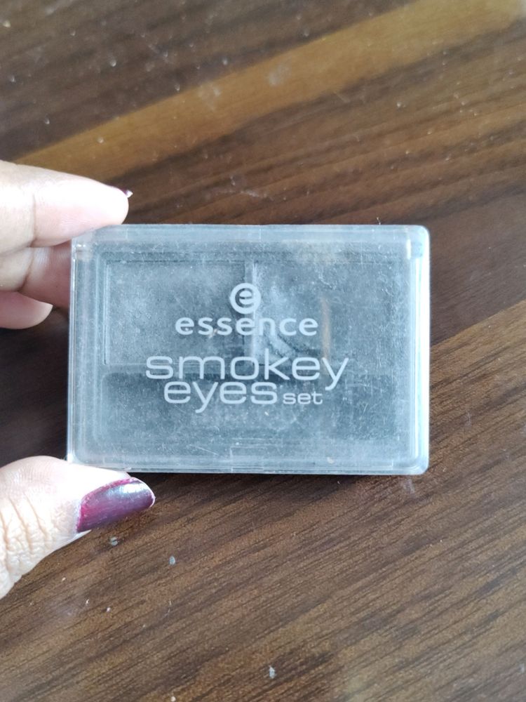 Grey Eyeshadow