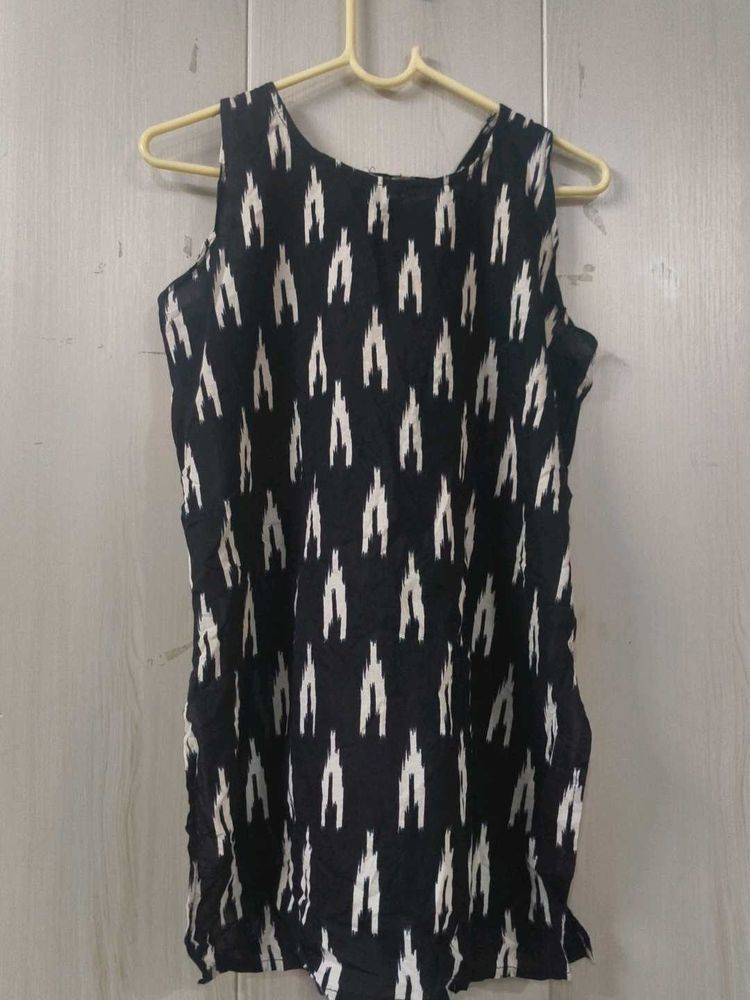 Stylish Black Ikat Print Kurti