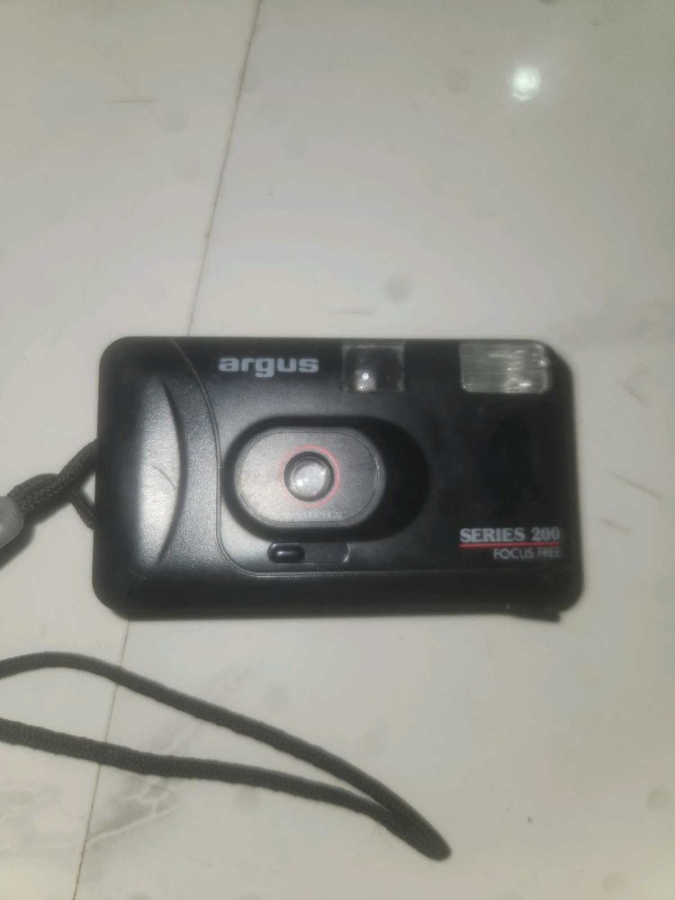 Argus Series 200 Focus-Free Film Camera