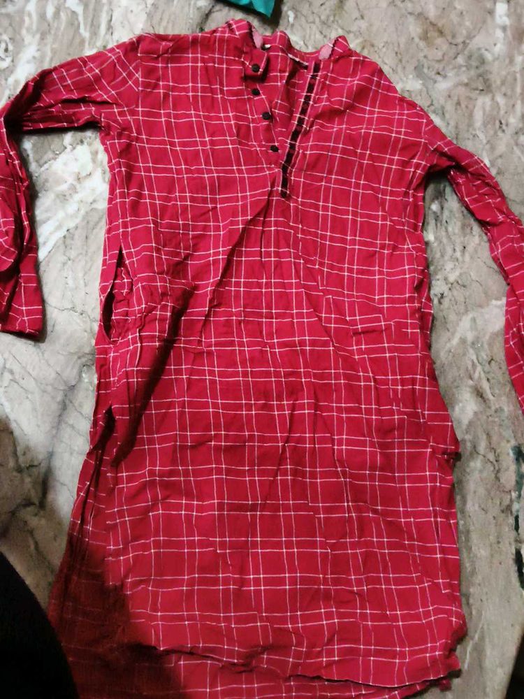 Red &amp; White Checked Kurta