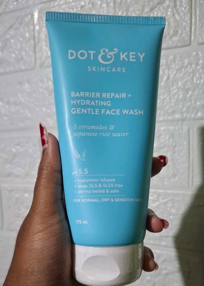 Dot &amp; Key Barrier Repair Face Wash