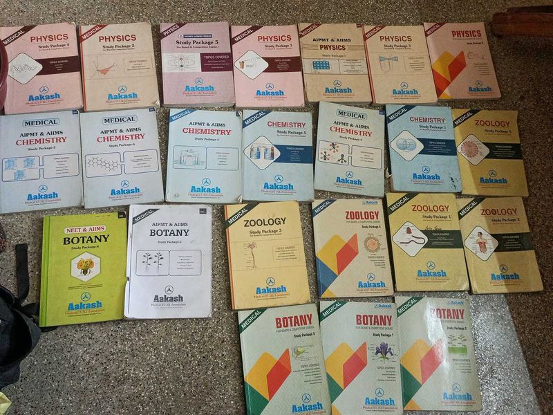 aakash neet modules phy chem bot zoo