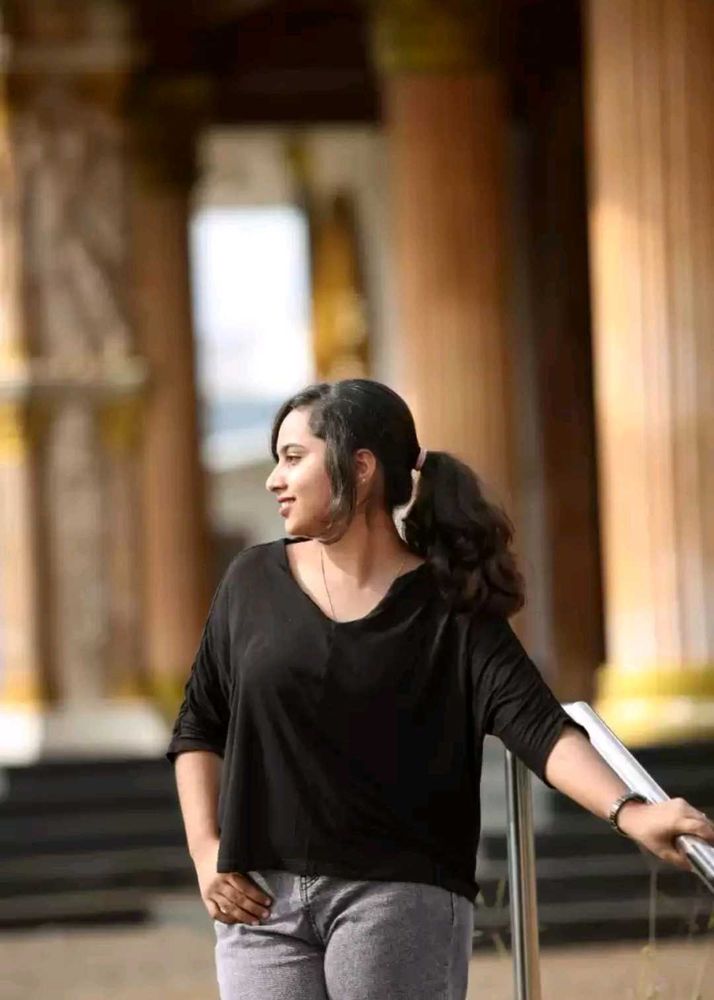 Classy Baggy Black Top