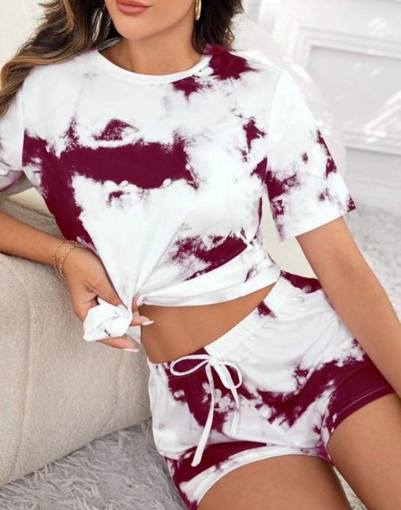 Trendy Stylist Women Nightsuit