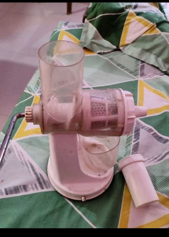 Hand Juicer