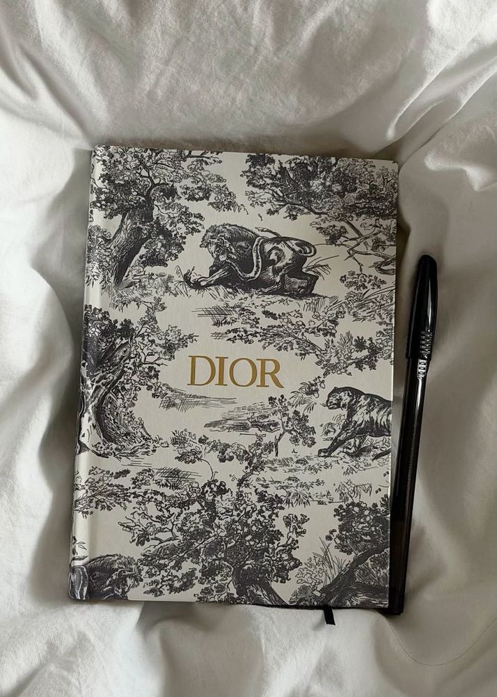 Dior Notebook