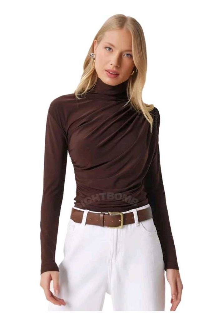Brown High Neck Ruched Top 🤎✨