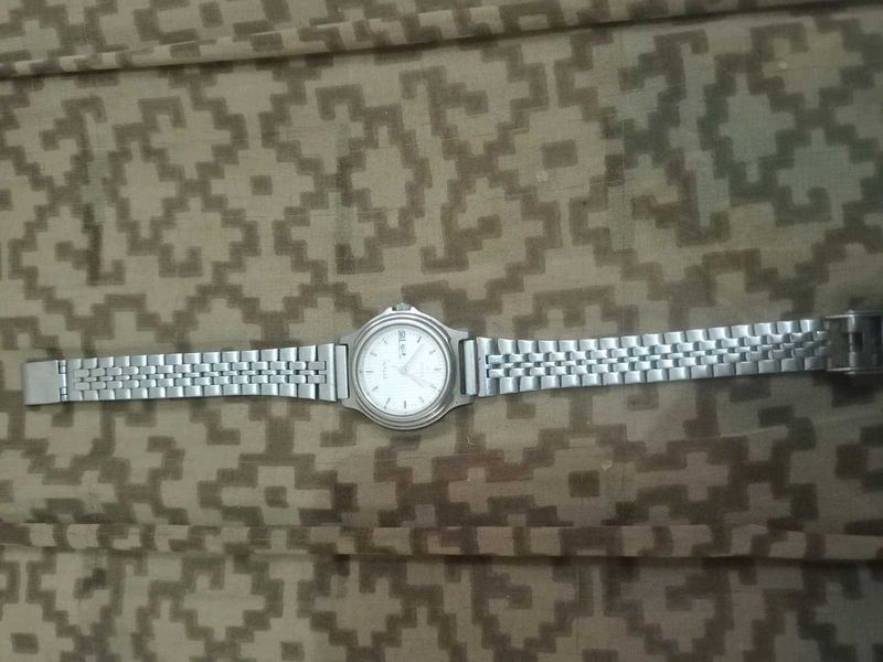 Vintage titan quartz  watch