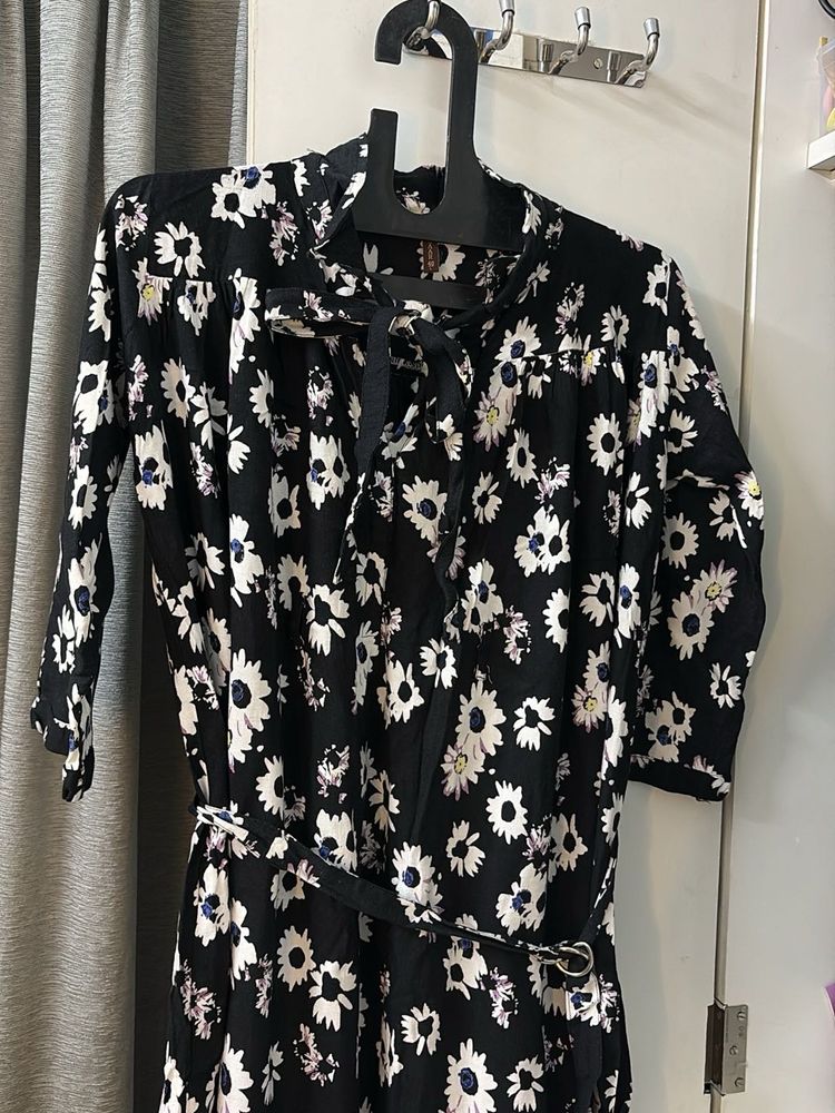Black Floral Print Blouse