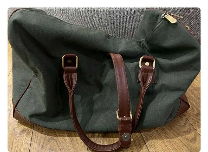 TRAVEL BAG