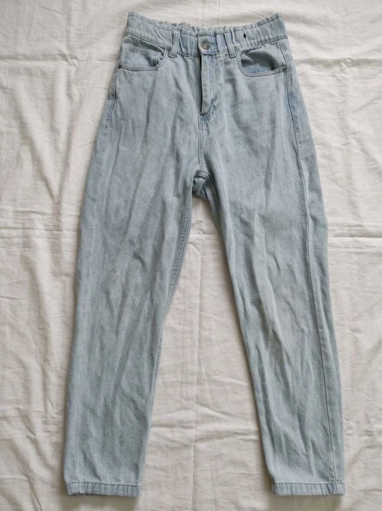 Light Wash High Waisted Jeans