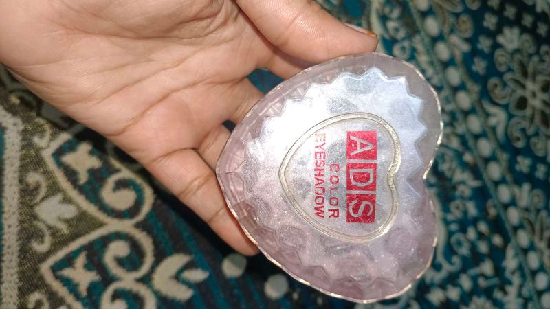 ADS Color Eyeshadow Compact