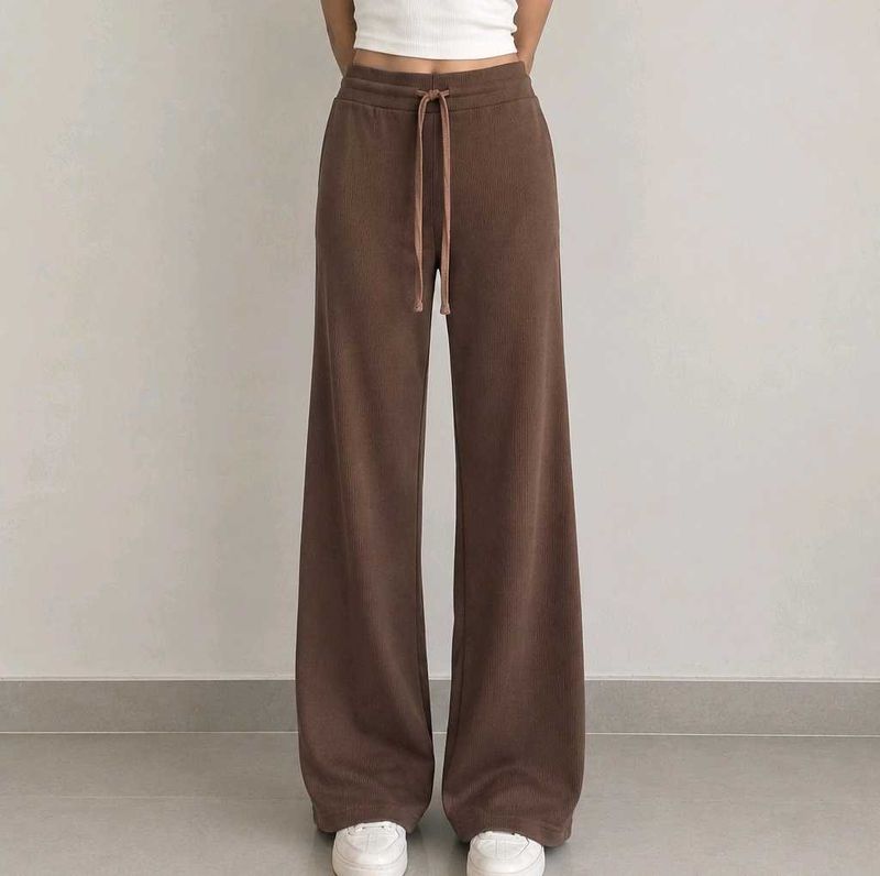 Brown Ribbed Wide-Leg Pants 🤎