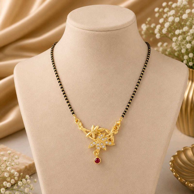 Exquisite Gold Mangalsutra with Diamond Accents