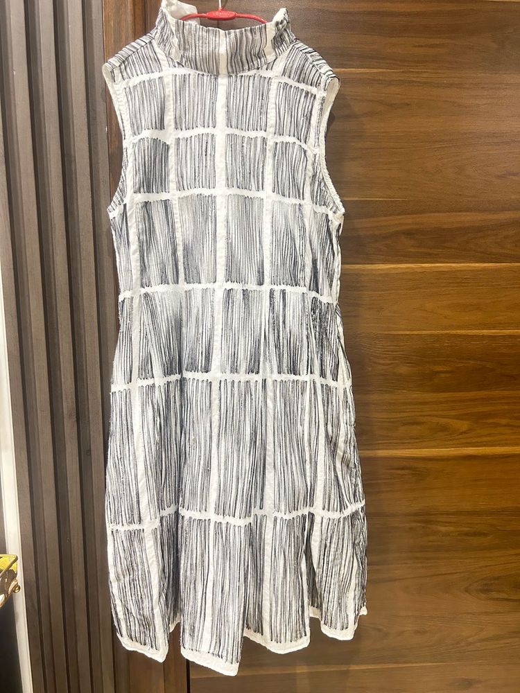 armani exchange Textured Black &amp; White Dress