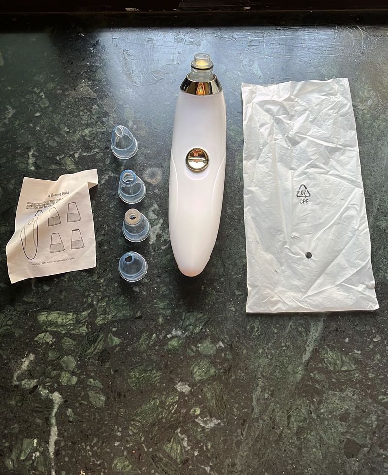 Derma Suction Pore Cleaner