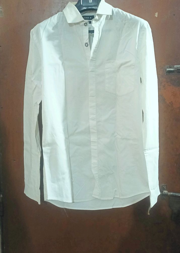 Shirt At Good Condition White FULL SLEEVE COTTON