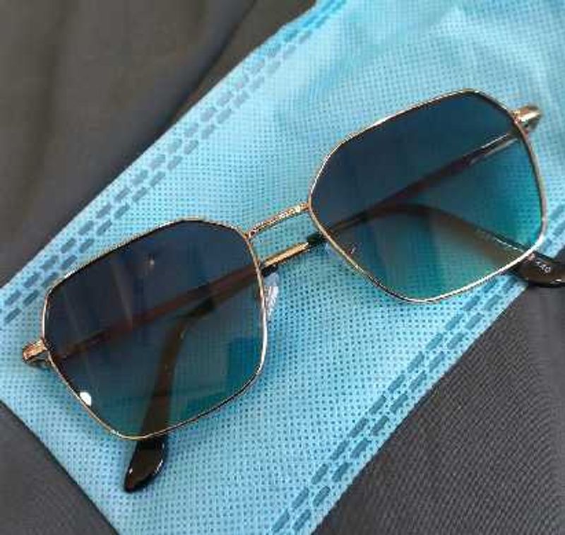 Sunglasse