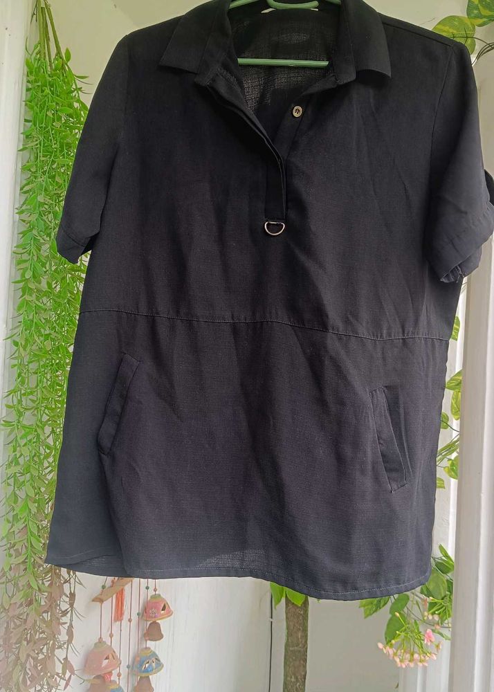 Chic Black Collared Tunic Top