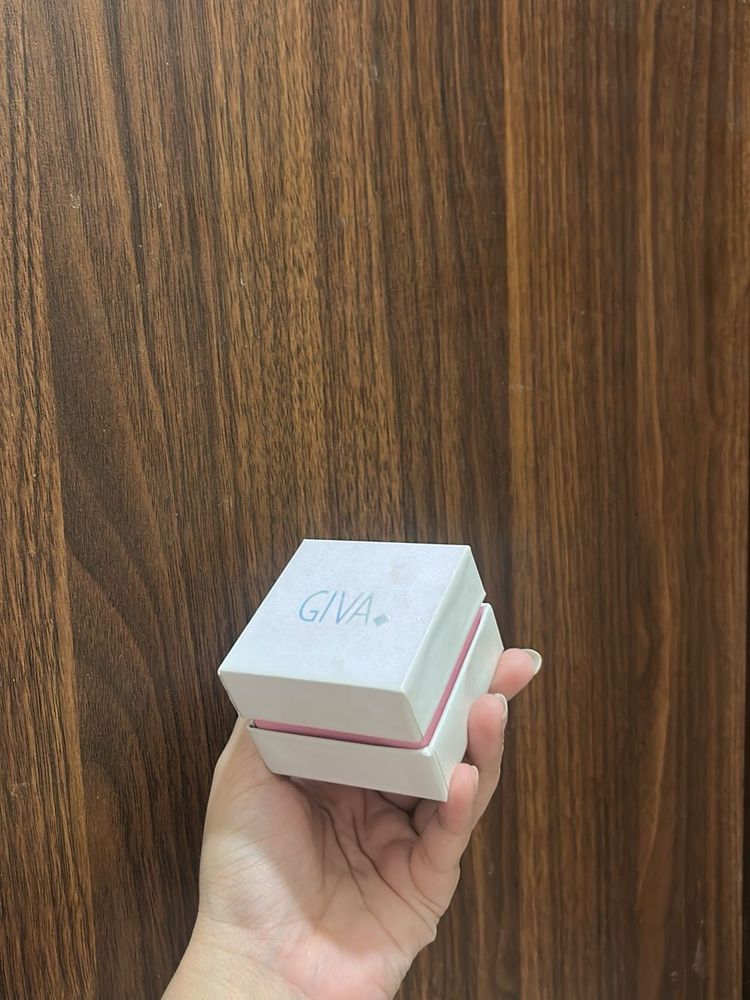 Giva Jewellery Box