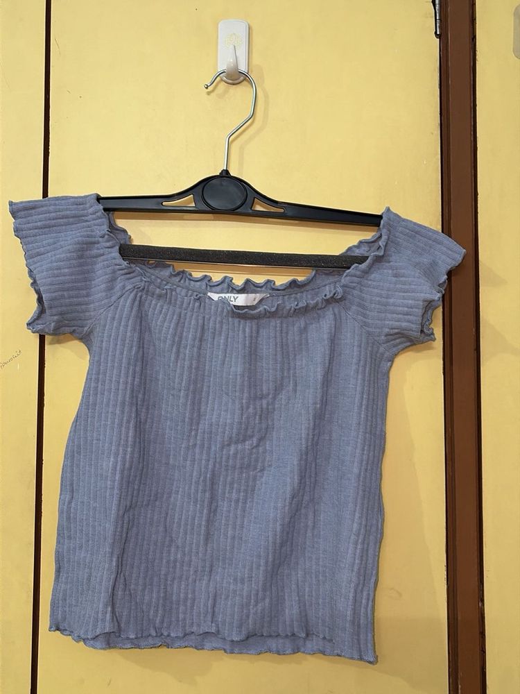Ribbed Off-Shoulder Top