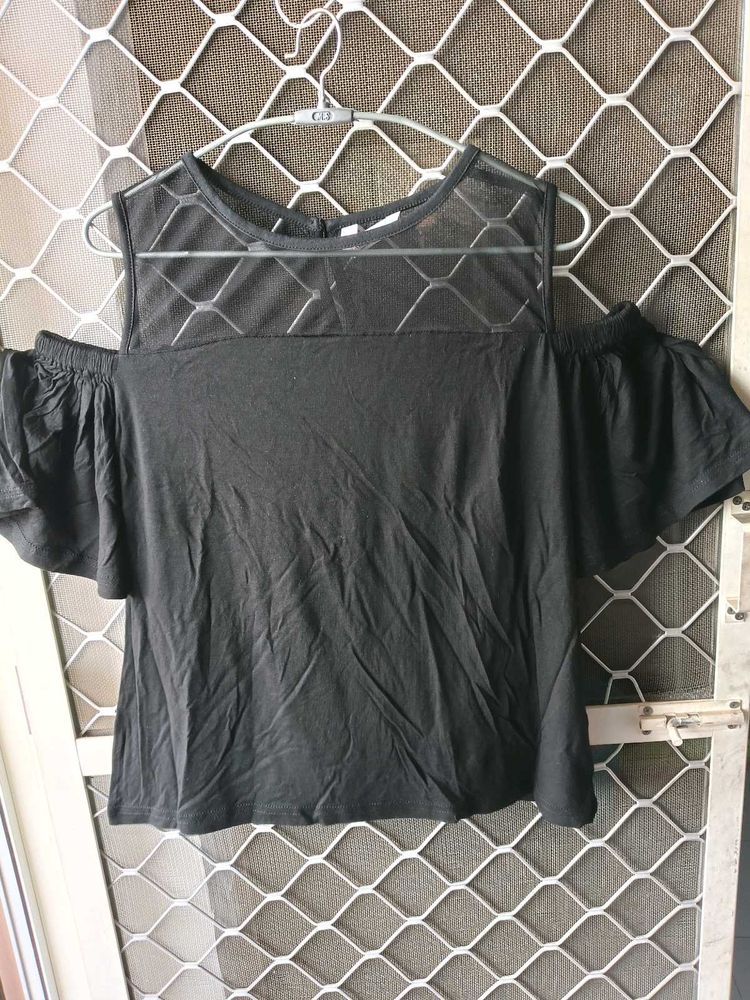 Chic Cold Shoulder Black Top