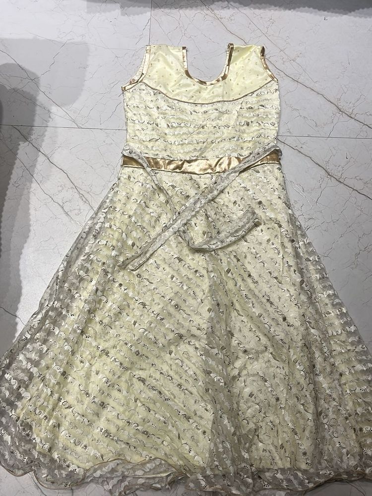 Elegant Cream Lace Ethnic Gown