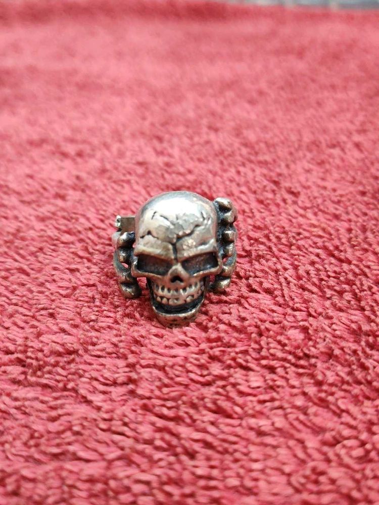 Skull Ring