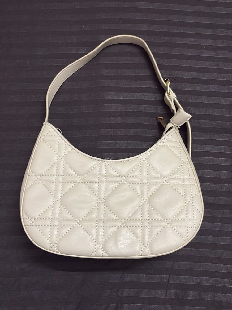 Stylish Quilted Shoulder Bag