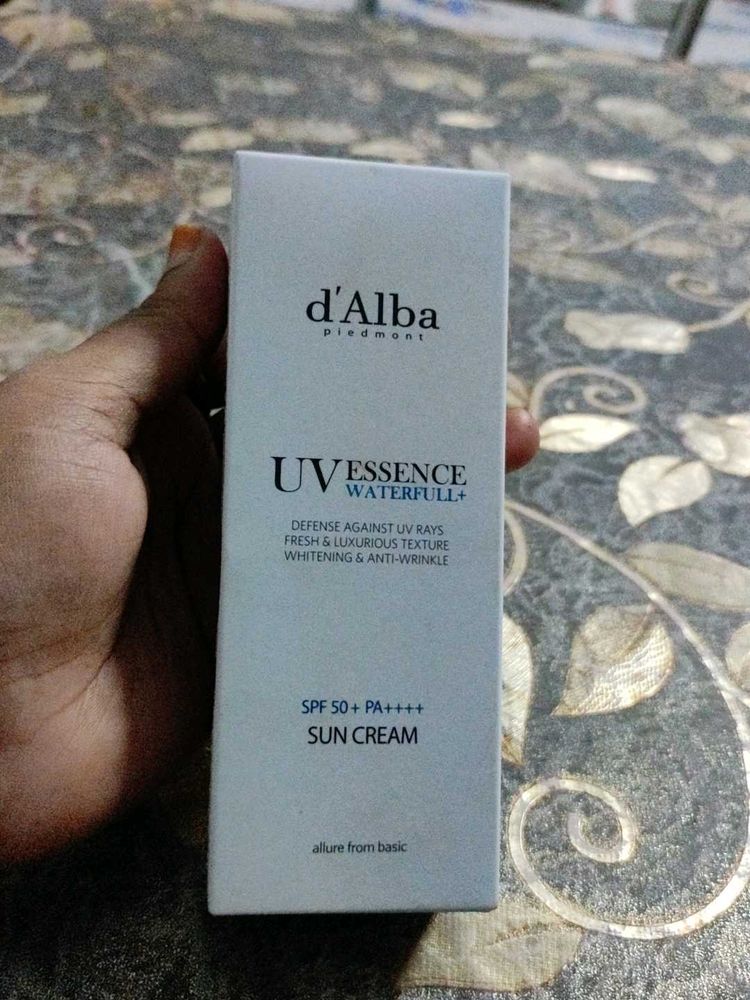 d'Alba UV Essence Sun Cream SPF 50+