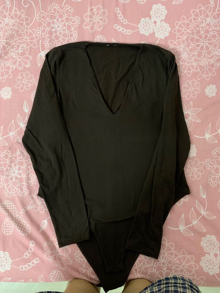 Deep V-Neck H n m top