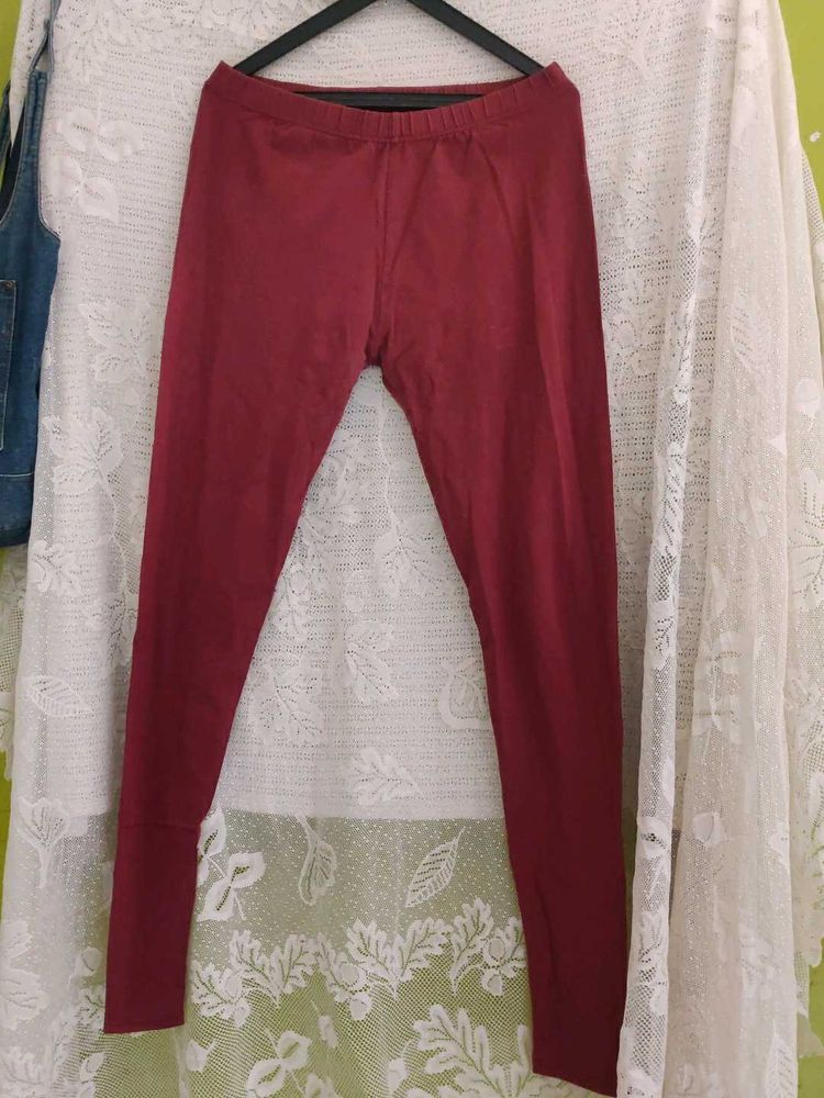 ANORA leggings