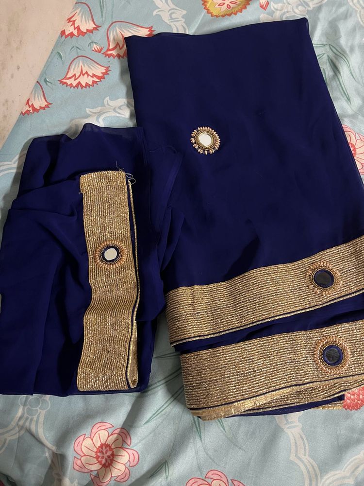 💙 Royal Blue Designer Saree with Golden Border