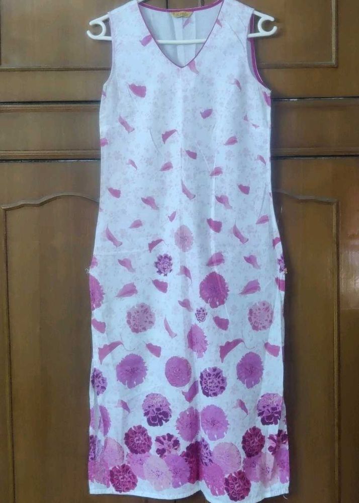 Aurelia Sleeveless Kurta