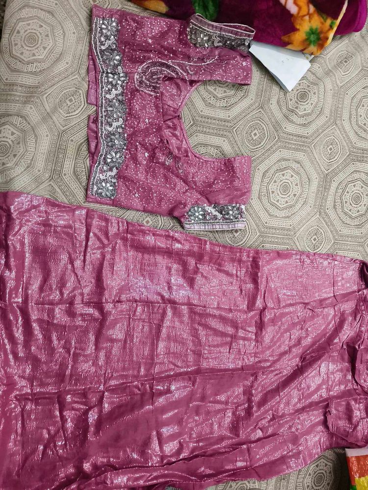 Heavy party wear blouse &amp; Shimmer peticot L size