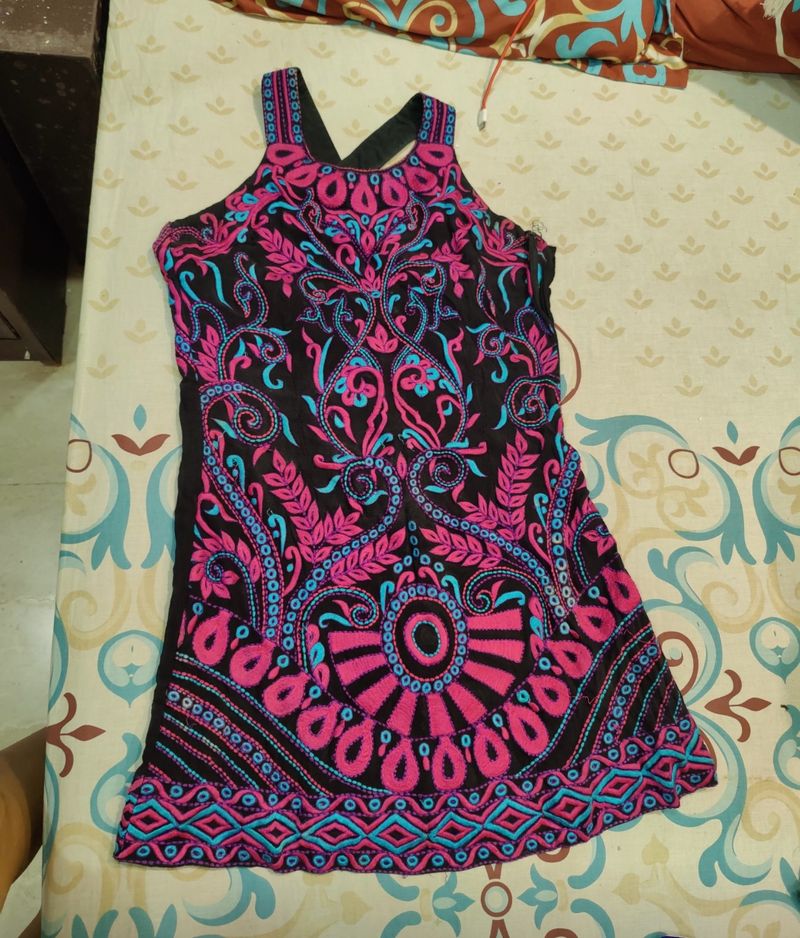 mynah designs by reynu tandon Pure Handwork Kurti